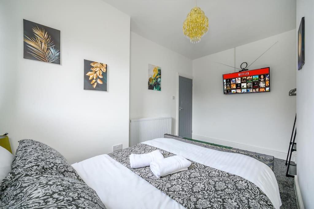 -16Pt- For Your Relaxed & Cosy Stay & Free Parking Leeds  Dış mekan fotoğraf